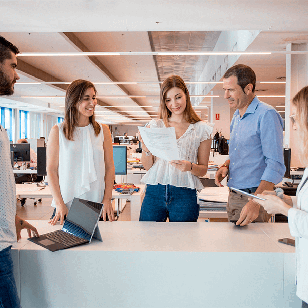 Gracias a nuestro equipo de asesores tendrás una experiencia de compra sin problemas y adaptada a tus necesidades permitiéndote concentrarte en lo que realmente importa: hacer crecer tu negocio. Nos encantaría mostrarte cómo podemos transformar tus procesos de compra y ofrecerte una solución que verdaderamente haga la diferencia.